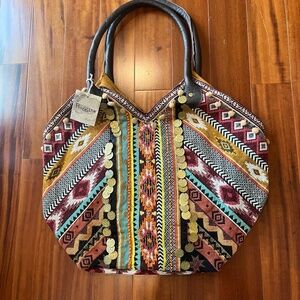 New NWT Ruggine Boho Tote Bag Purse Aztec Gemoetric Print Coin Knit Size Medium
